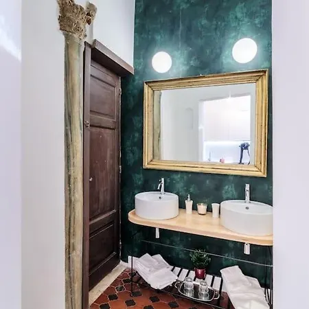 Casa Trilussa, Luxury House With Terrace - Trastevere * Róma