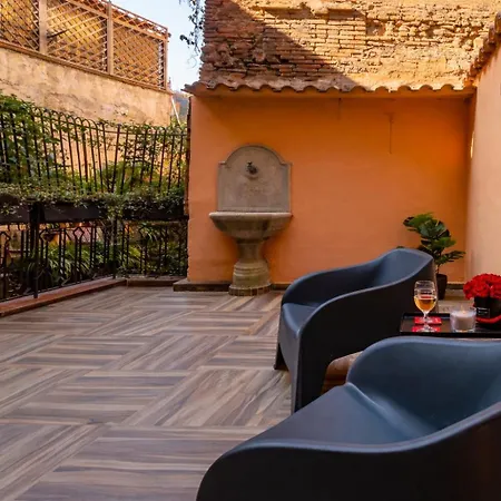 Casa Trilussa Luxury House With Terrace In Trastevere *